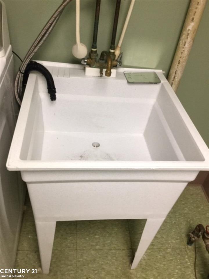 11269 East Thirteen Mile Road Warren, MI 48093 - Photo 27 of 34 Gallery Image 27
