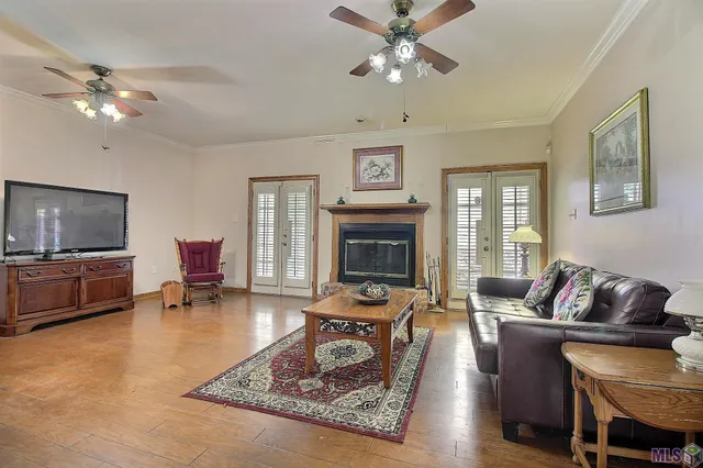 $575,000 | 15855 4 Oaks Drive, Pride, LA 70770