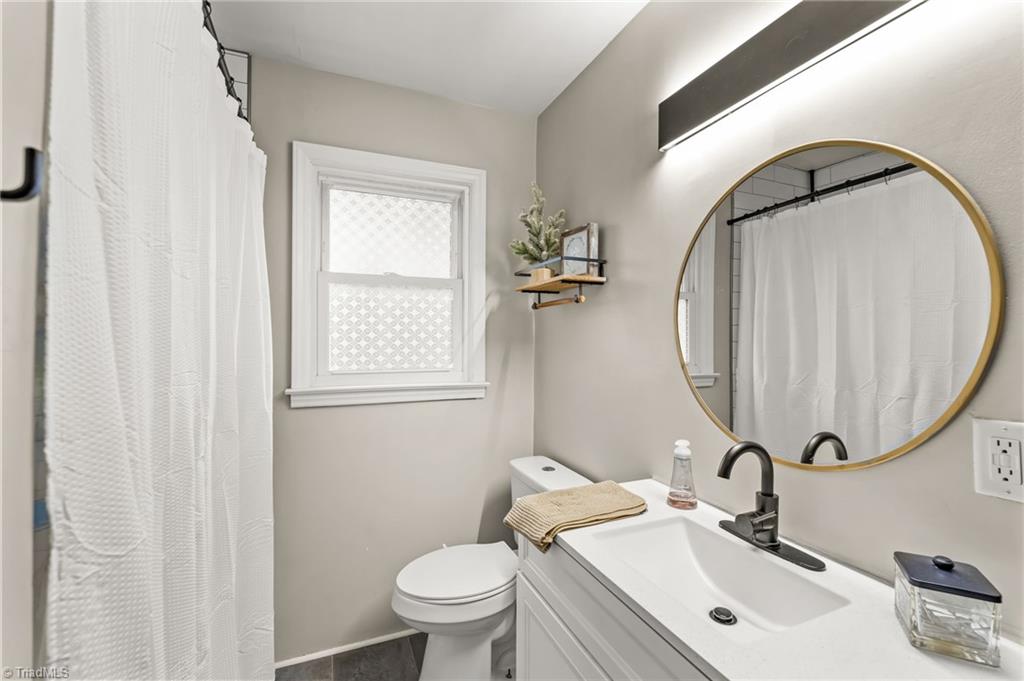 516 Eller Road Winston-Salem, NC 27107 - Photo 14 of 34