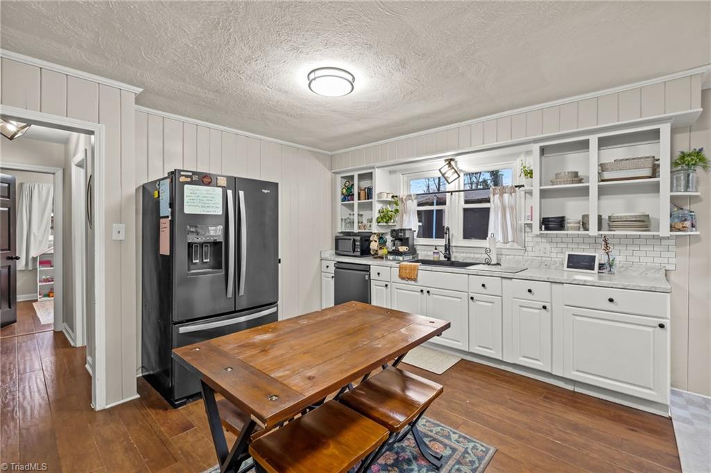 516 Eller Road Winston-Salem, NC 27107 - Photo 8 of 34