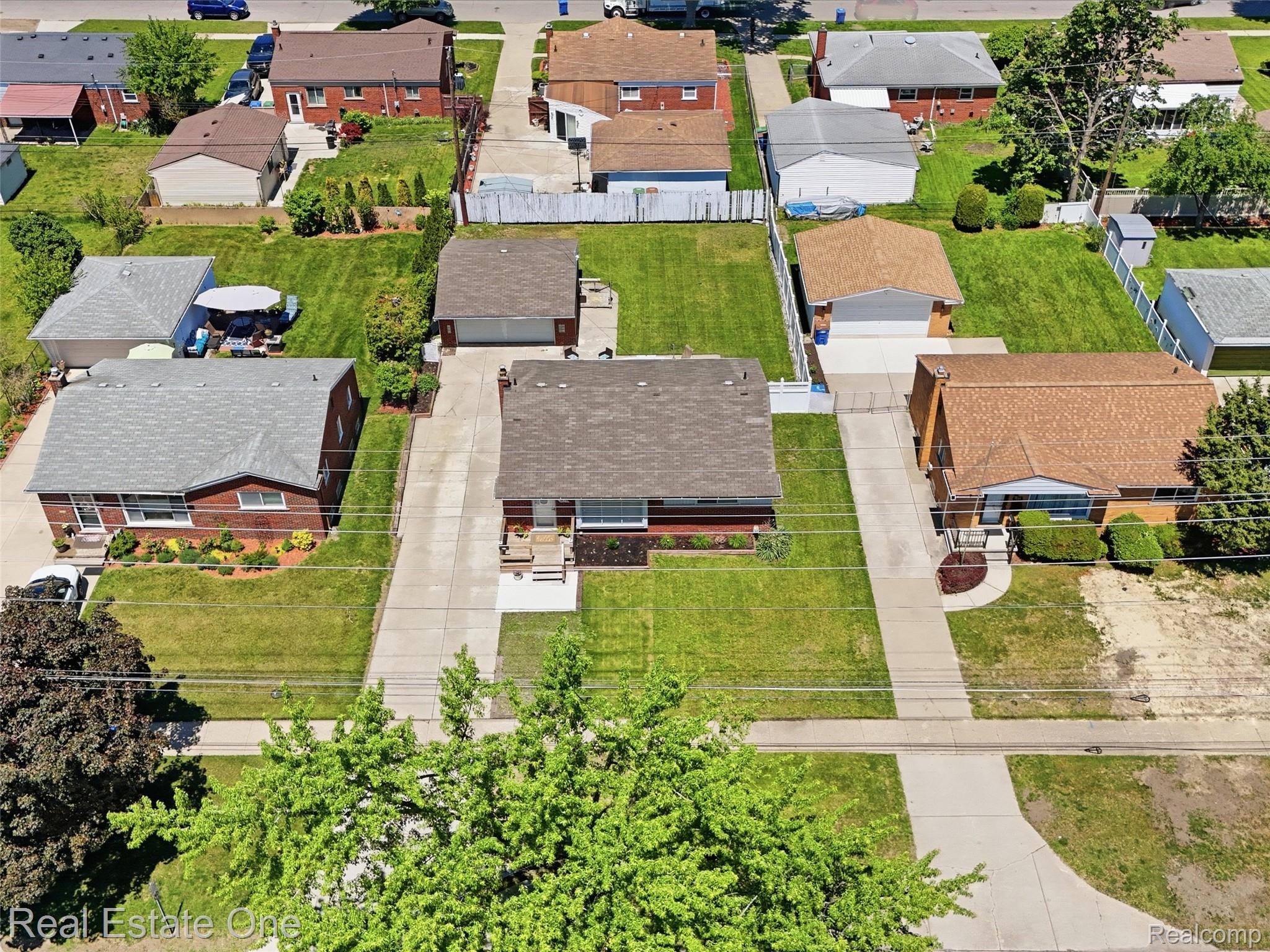 4603 East Thirteen Mile Road Warren, MI 48092 - Photo 33 of 33 10-DJI_20260530133416_0074_D.jpg