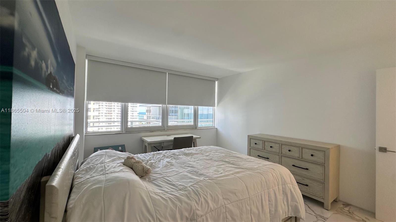 2030 South Ocean Drive, Unit 1022 Hallandale Beach, FL 33009 - Photo 11 of 33