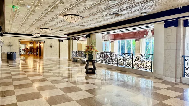 $3,450 | 2030 South Ocean Drive, Unit 1022, Hallandale Beach, FL 33009