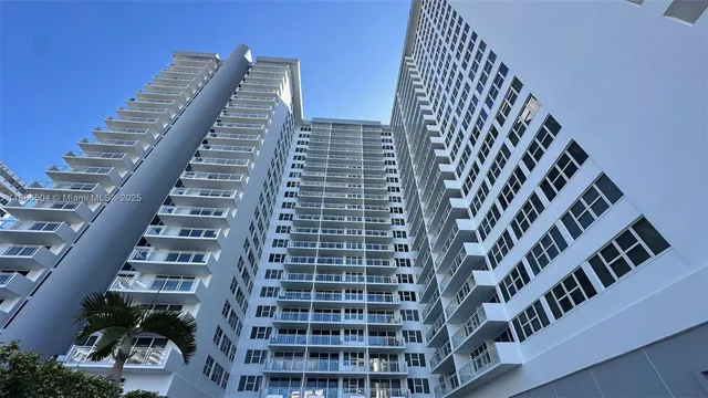 $3,450 | 2030 South Ocean Drive, Unit 1022, Hallandale Beach, FL 33009