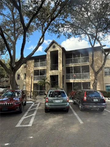 $140,000 | 951 Salt Pond Place, Unit 302, Altamonte Springs, FL 32714