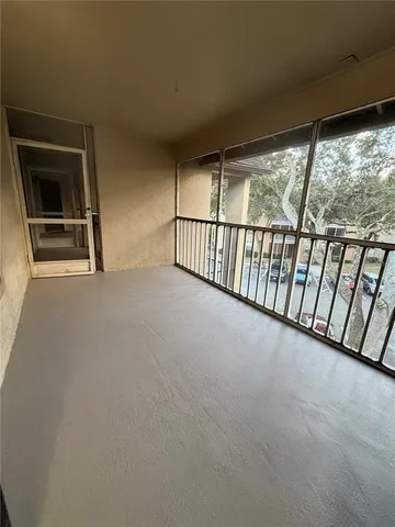 $140,000 | 951 Salt Pond Place, Unit 302, Altamonte Springs, FL 32714