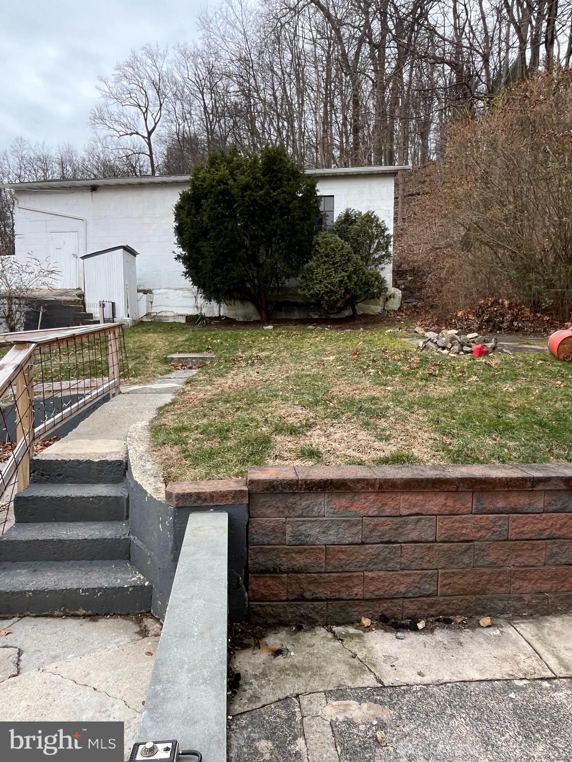 5 Ehst Road Bechtelsville, PA 19505 - Photo 4 of 23 a view of swimming pool from a outdoor space