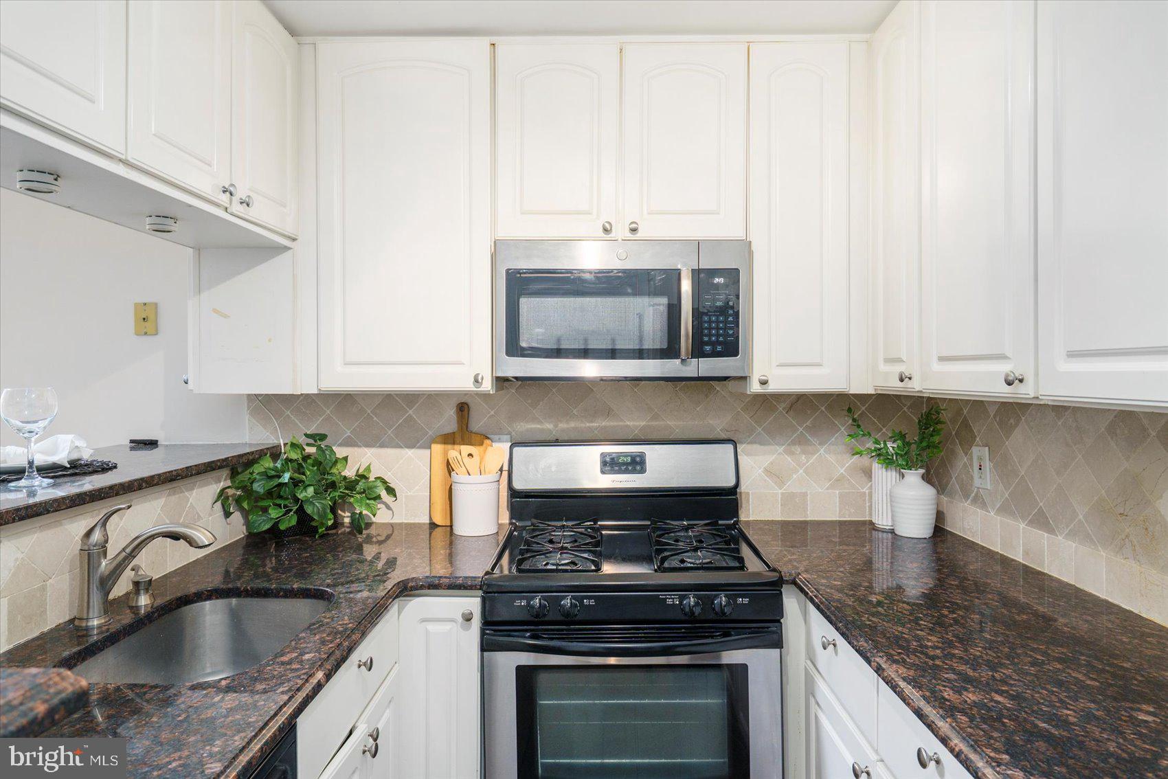 6832 Hayley Ridge Way, Unit C Baltimore, MD 21209 - Photo 13 of 34 Gallery Image 13