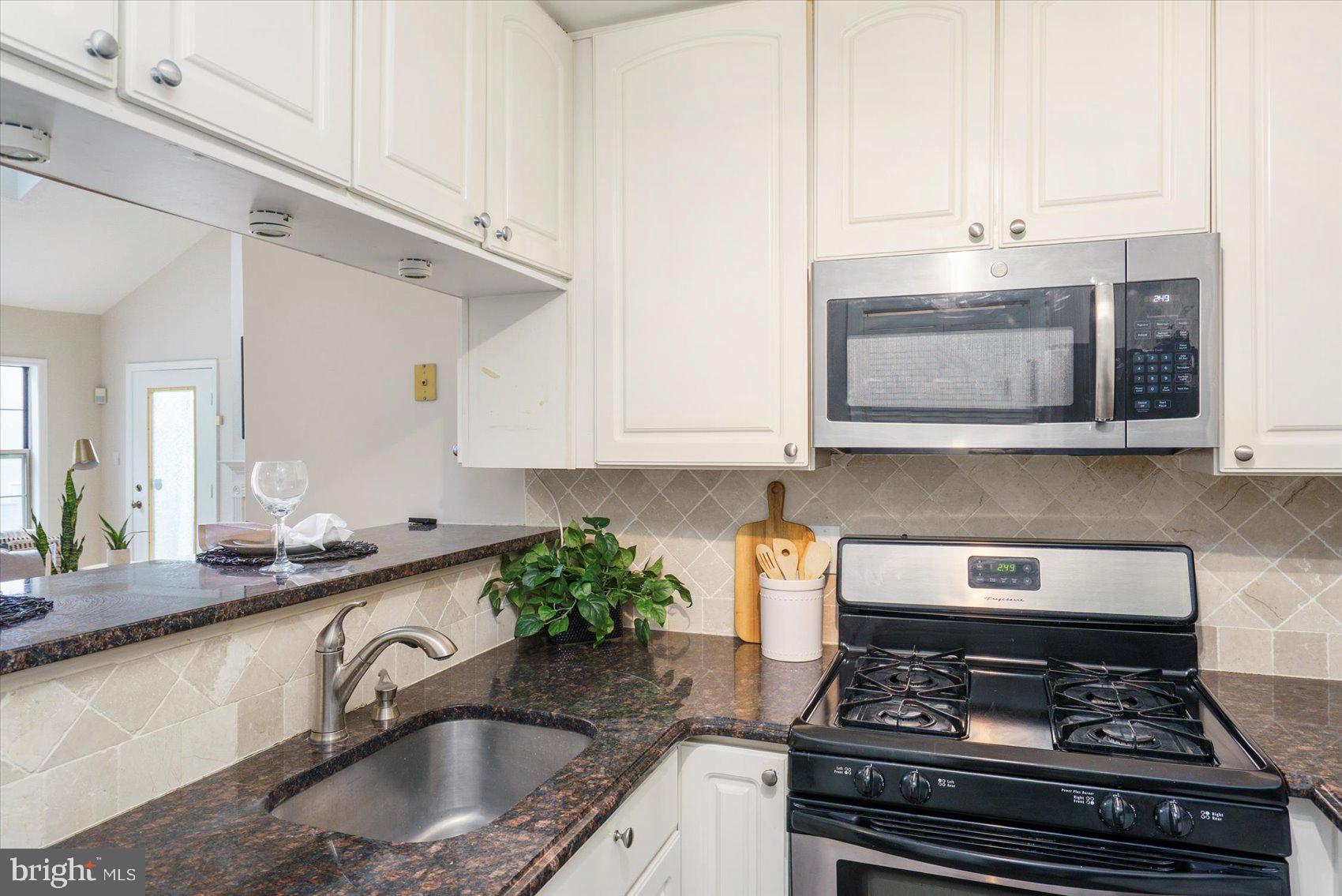 6832 Hayley Ridge Way, Unit C Baltimore, MD 21209 - Photo 14 of 34 Gallery Image 14