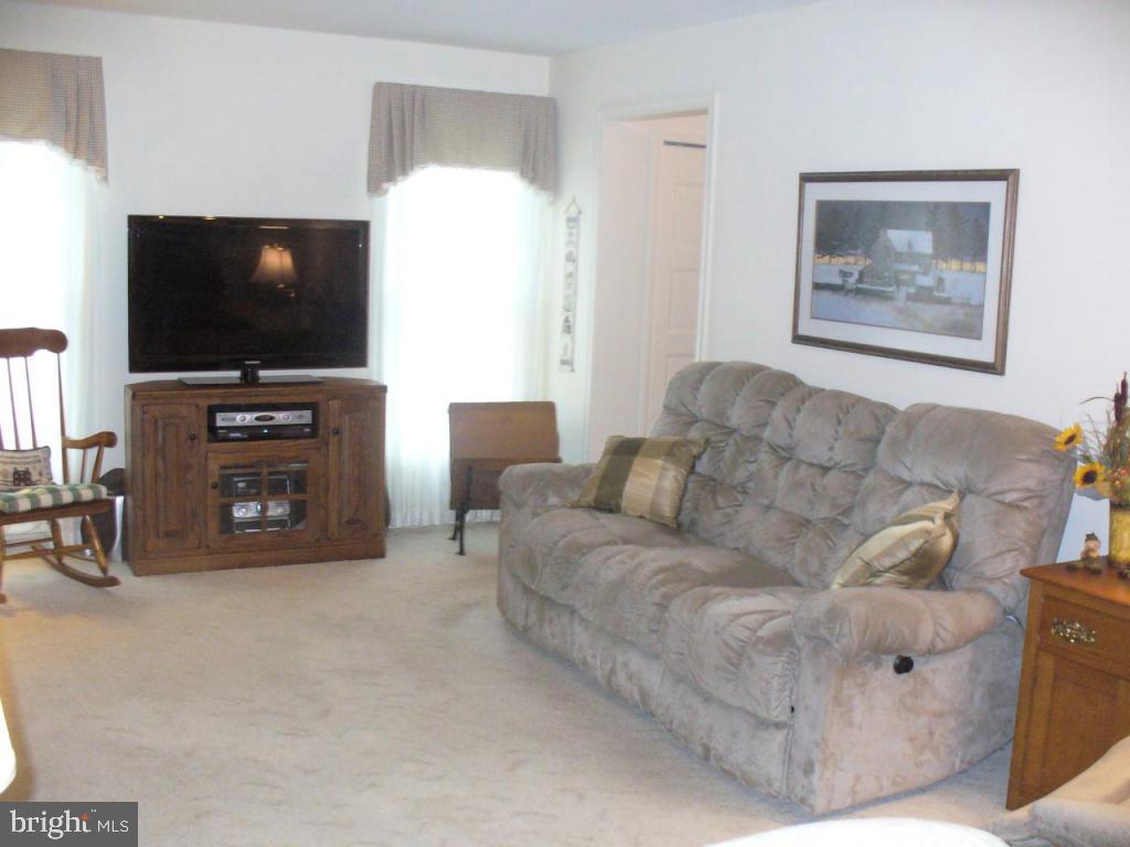 102 Ridings Way Lancaster, PA 17601 - Photo 11 of 23 Gallery Image 11