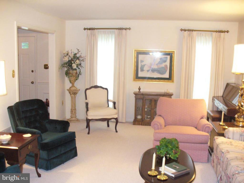102 Ridings Way Lancaster, PA 17601 - Photo 15 of 23 Gallery Image 15