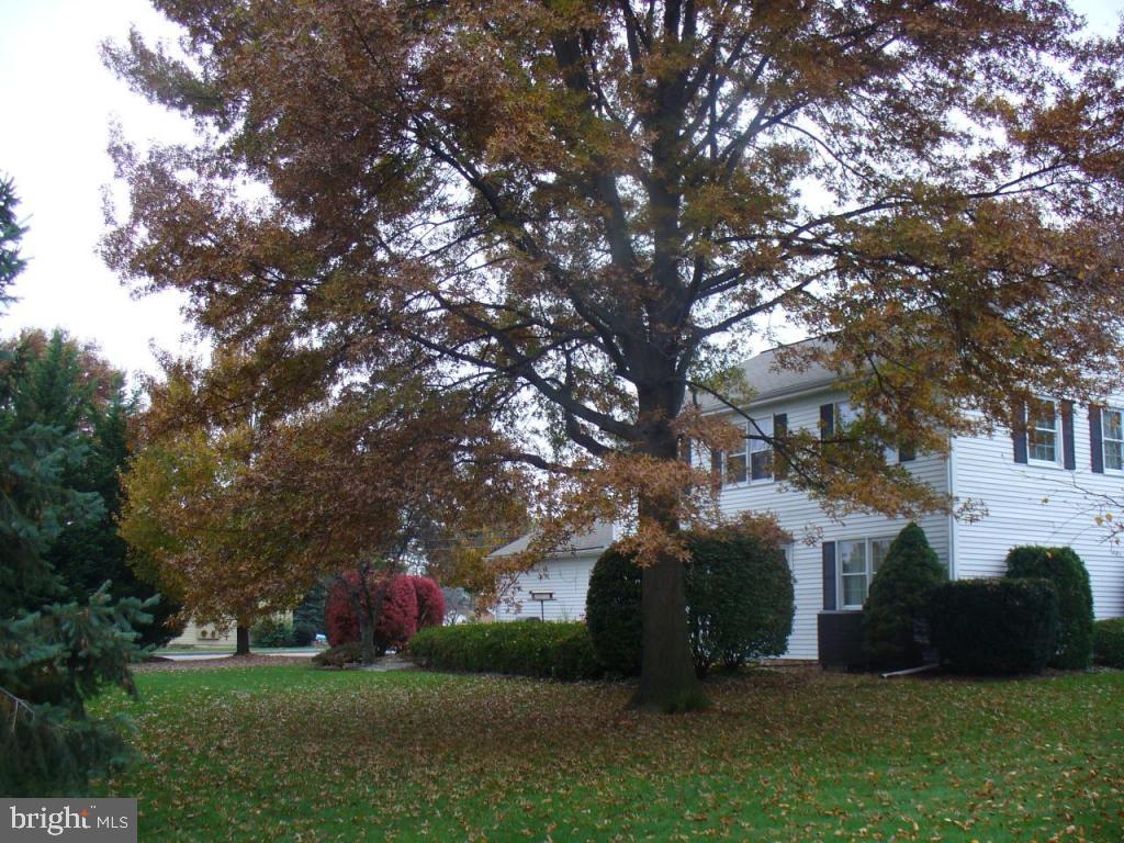 102 Ridings Way Lancaster, PA 17601 - Photo 4 of 23 Gallery Image 4