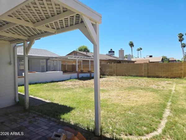 $2,350 | 5132 West Las Palmaritas Drive, Glendale, AZ 85302