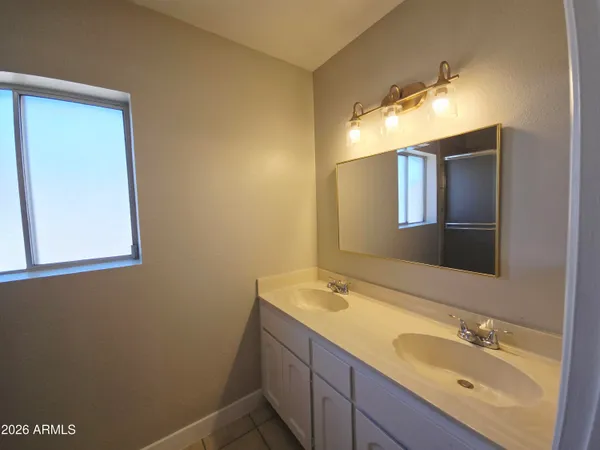 $2,350 | 5132 West Las Palmaritas Drive, Glendale, AZ 85302
