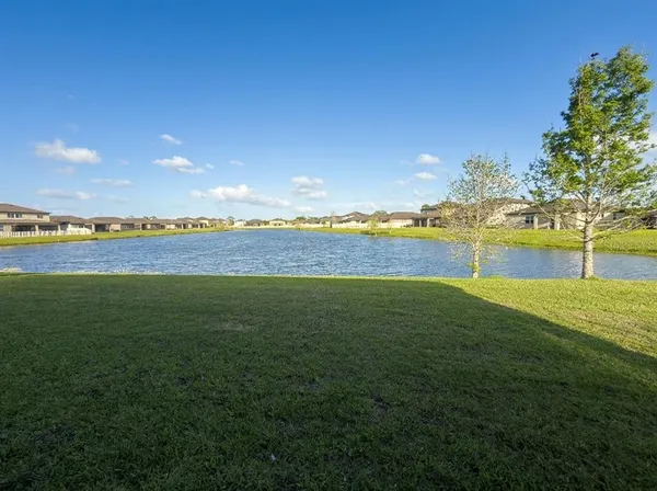 $464,900 | 3986 Baja Drive, St. Cloud, FL 34772