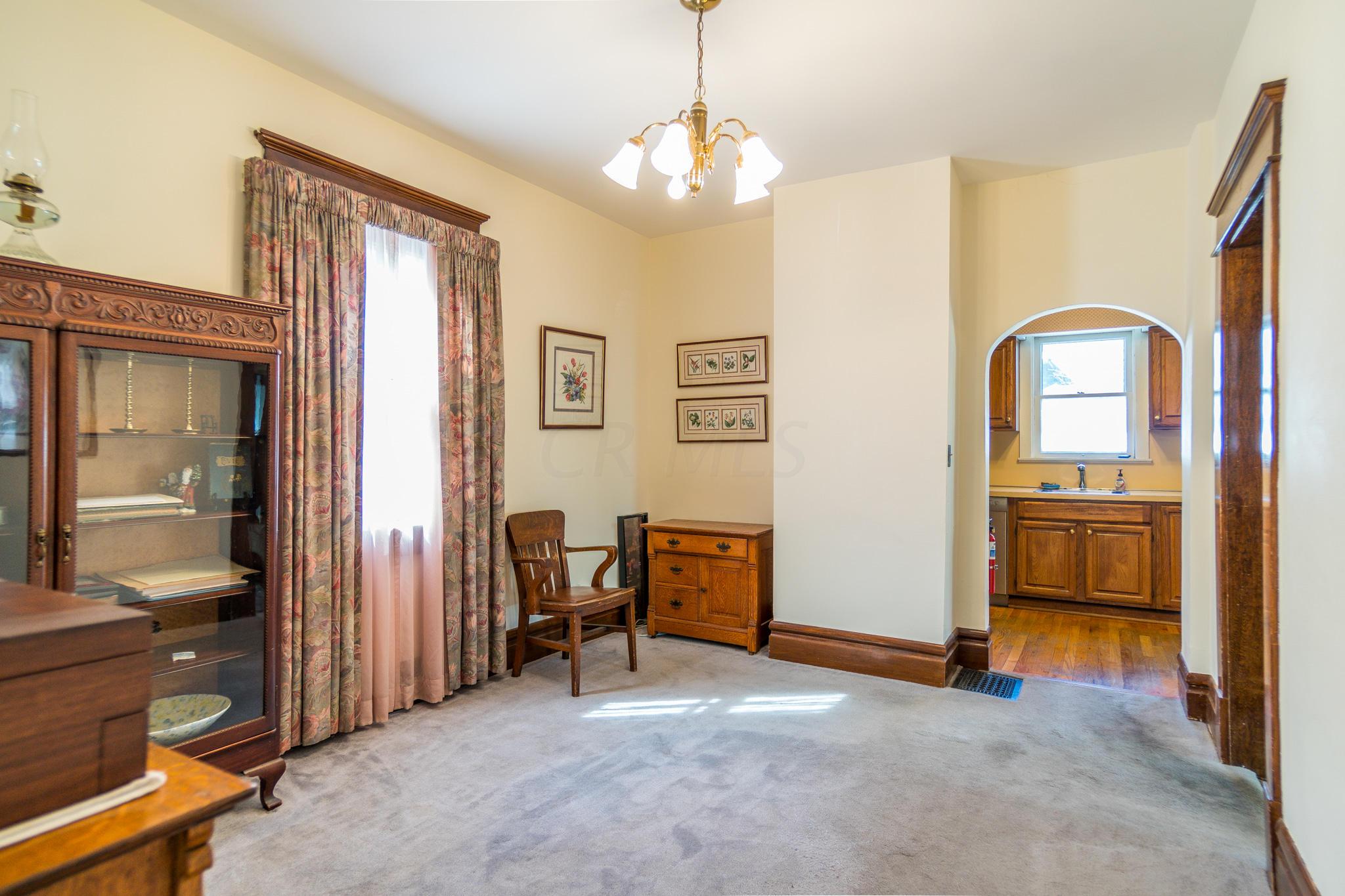 84 East Dunedin Road Columbus, OH 43214 - Photo 18 of 52 Gallery Image 18
