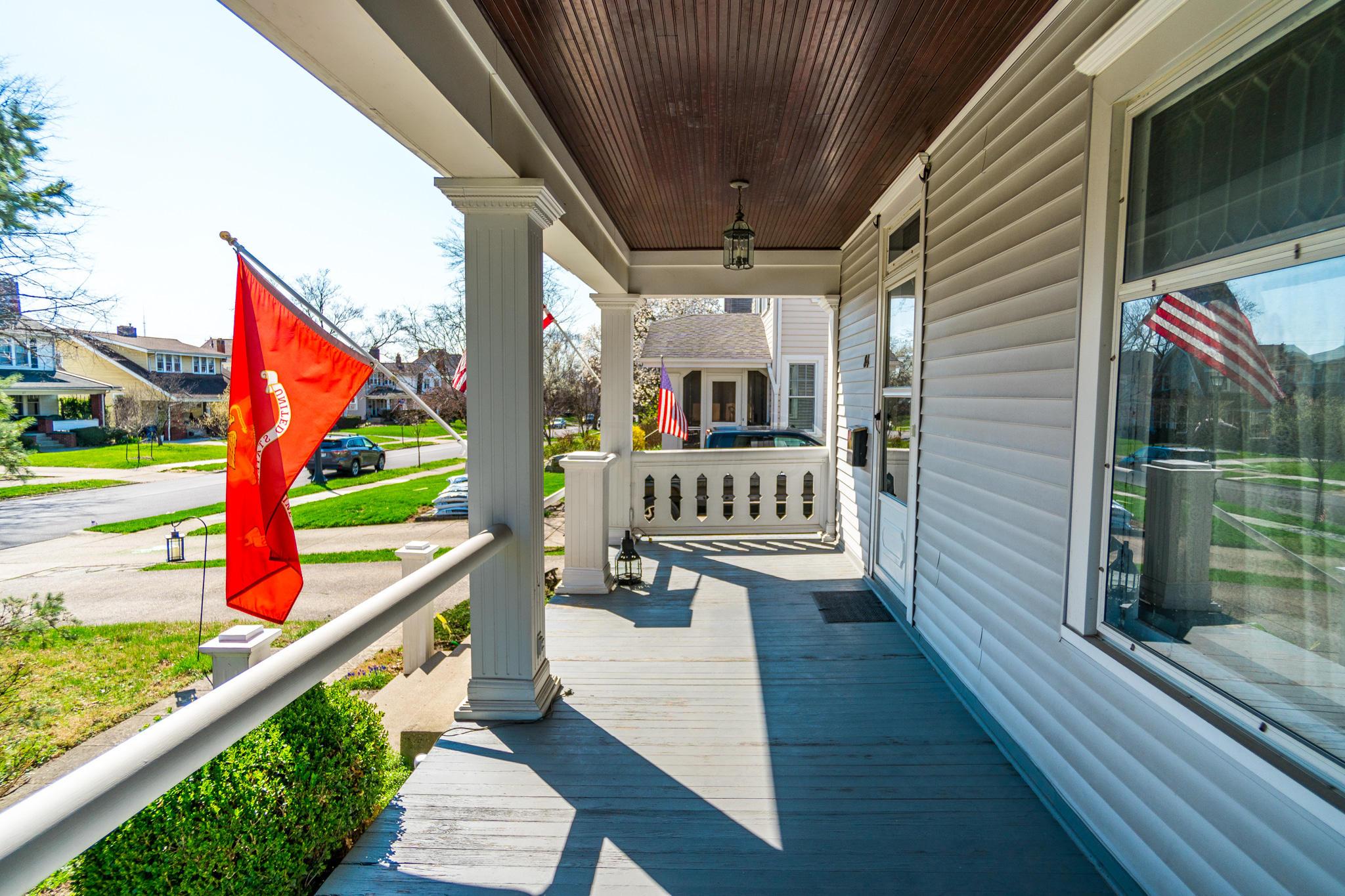 84 East Dunedin Road Columbus, OH 43214 - Photo 4 of 52 Gallery Image 4