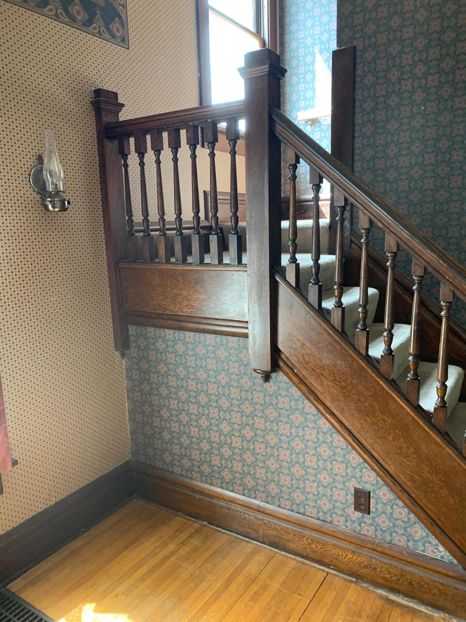 84 East Dunedin Road Columbus, OH 43214 - Photo 6 of 52 Gallery Image 6