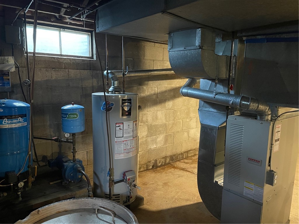 557 Angus Point Benton, NY 14527 - Photo 38 of 41