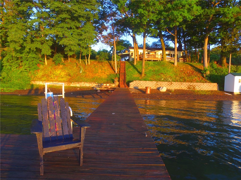 557 Angus Point Benton, NY 14527 - Photo 5 of 41