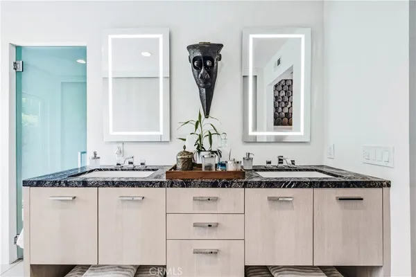 $1,799,900 | 2736 South Camino Real, Palm Springs, CA 92264