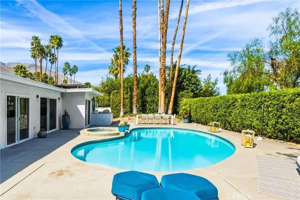 $1,799,900 | 2736 South Camino Real, Palm Springs, CA 92264