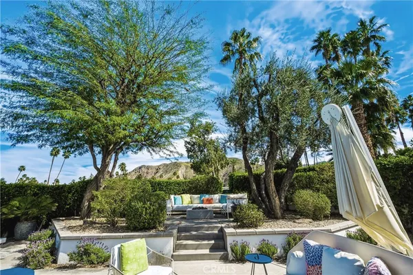 $1,799,900 | 2736 South Camino Real, Palm Springs, CA 92264