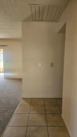 $2,100 | 92 West Gettysburg Avenue, Clovis, CA 93612
