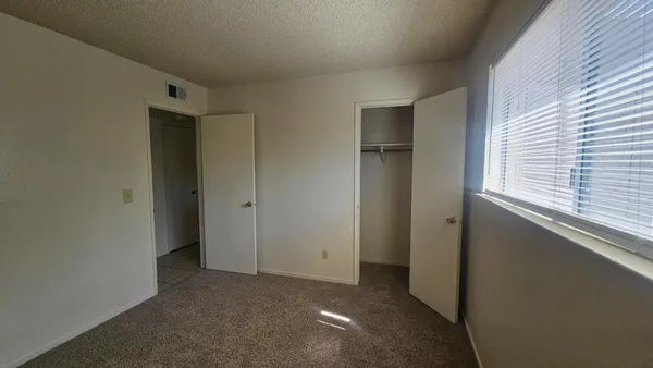 $2,100 | 92 West Gettysburg Avenue, Clovis, CA 93612