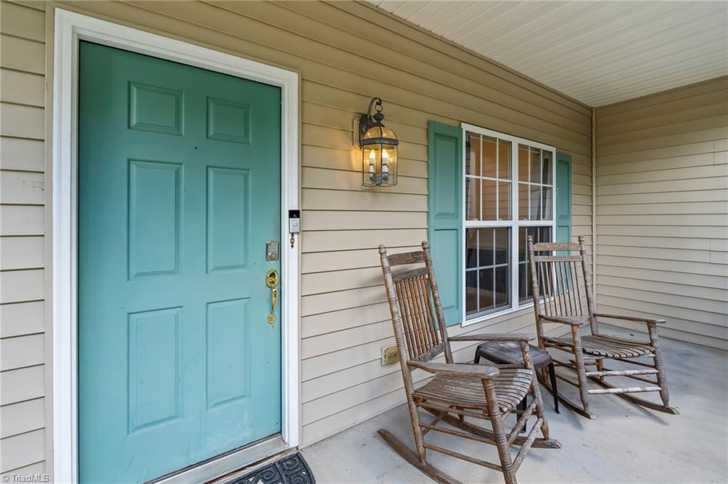 7702 Perthshire Drive Oak Ridge, NC 27310 - Photo 4 of 49 Gallery Image 4