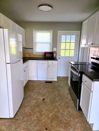 $1,250 | 107 Hawthorne Street, North Augusta, SC 29841