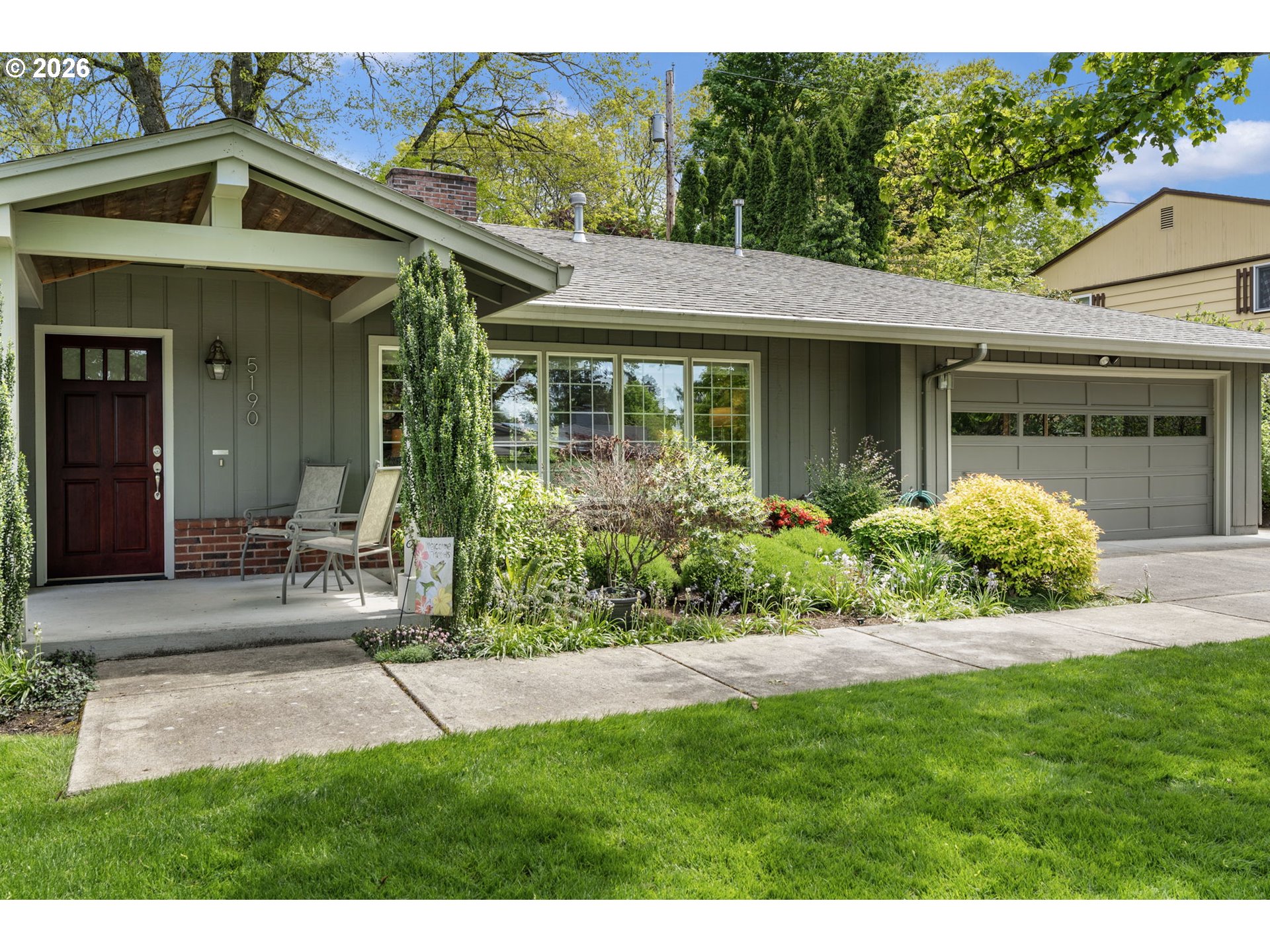 5190 Southwest Dover Lane Portland, OR 97225 - Photo 2 of 38