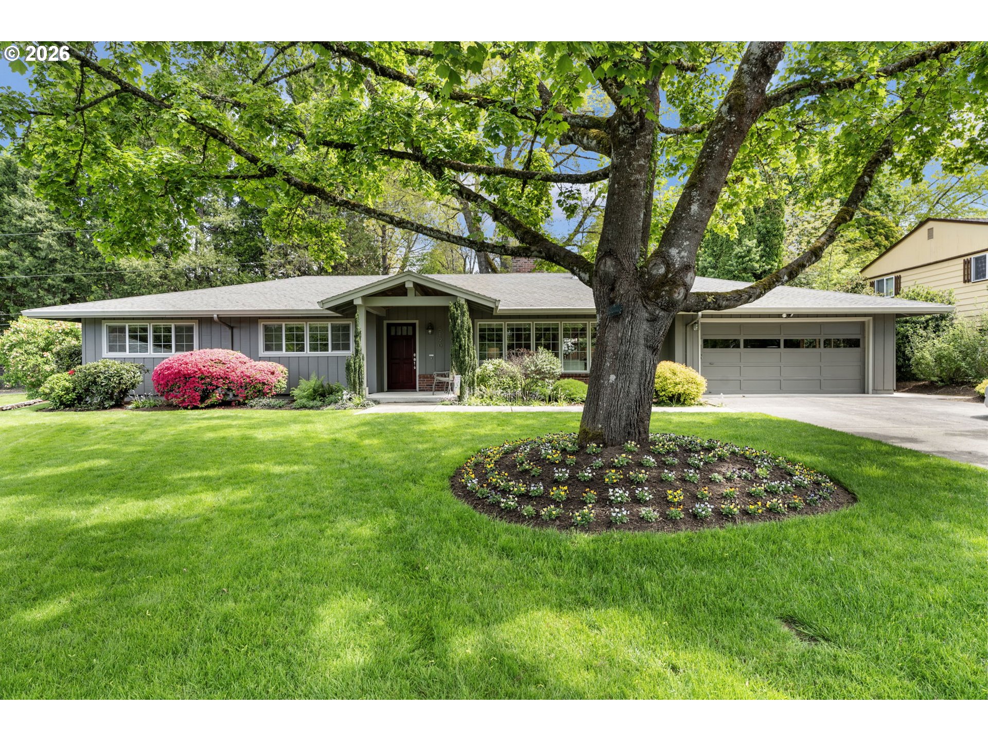 5190 Southwest Dover Lane Portland, OR 97225 - Photo 37 of 38