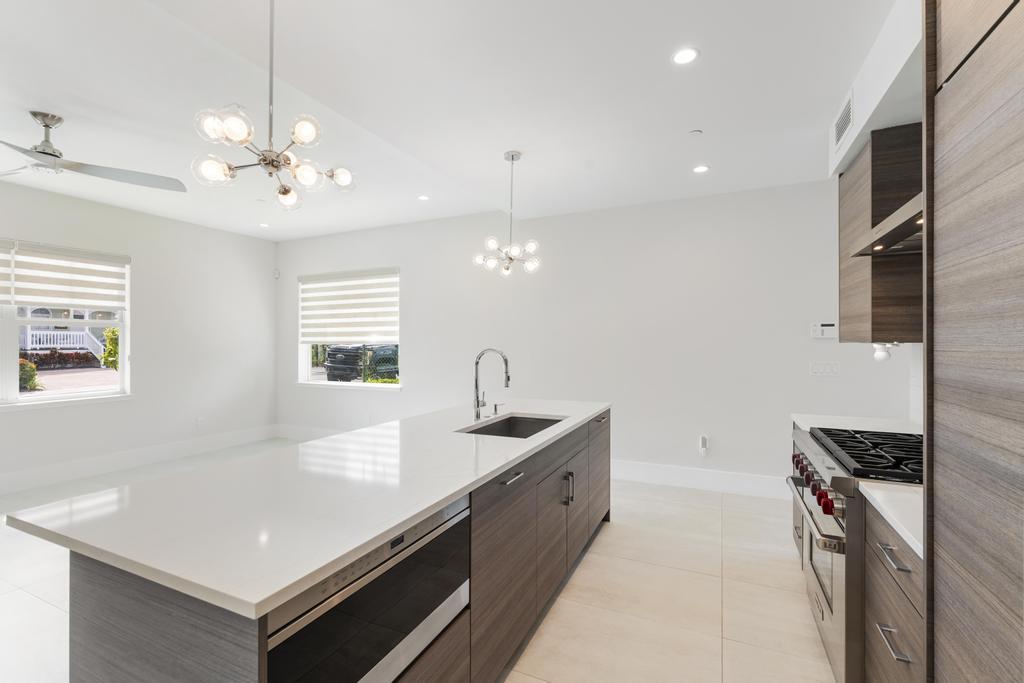 53 Southeast Seminole Street, Unit A Stuart, FL 34994 - Photo 19 of 75 015