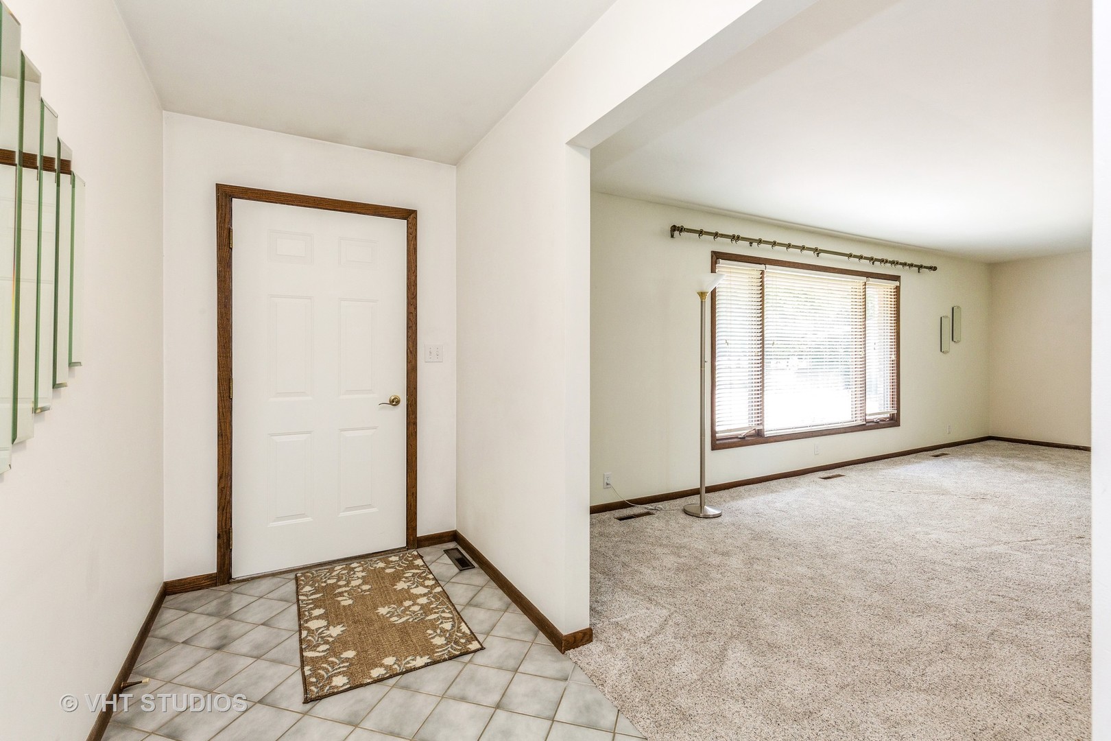 41W723 Lenz Road Elgin, IL 60124 - Photo 2 of 41