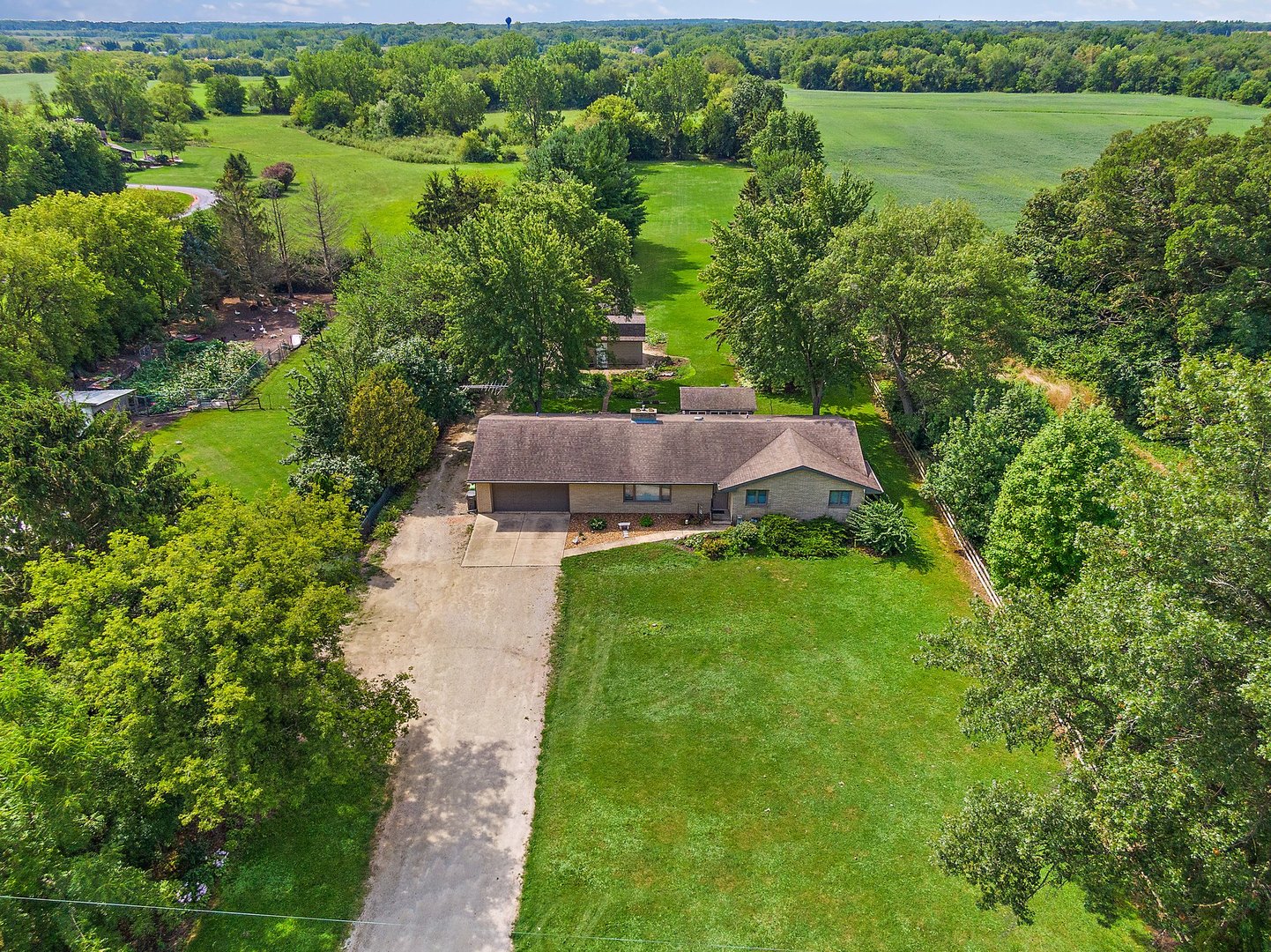 41W723 Lenz Road Elgin, IL 60124 - Photo 38 of 41