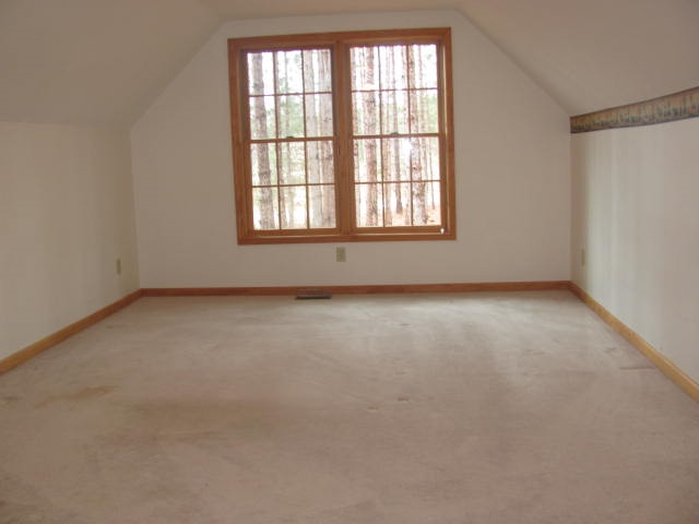 11915 Marvis Road Honor, MI 49640 - Photo 18 of 24 1830985-17.JPG