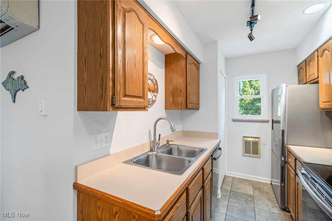 13011 West Lake Road, Unit 15 Vermilion, OH 44089 - Photo 9 of 44