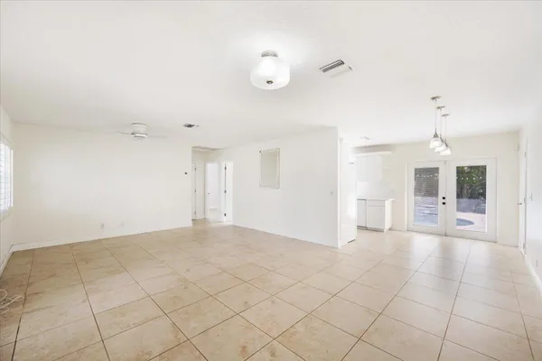 $3,750 | 1012 Mohican Boulevard, Jupiter, FL 33458