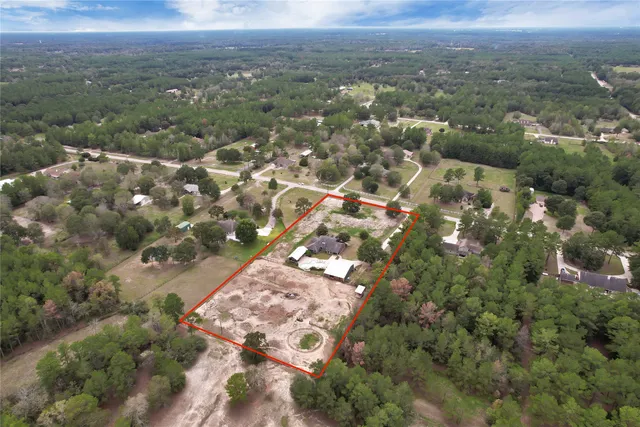 a view of an entryway with a chandelier