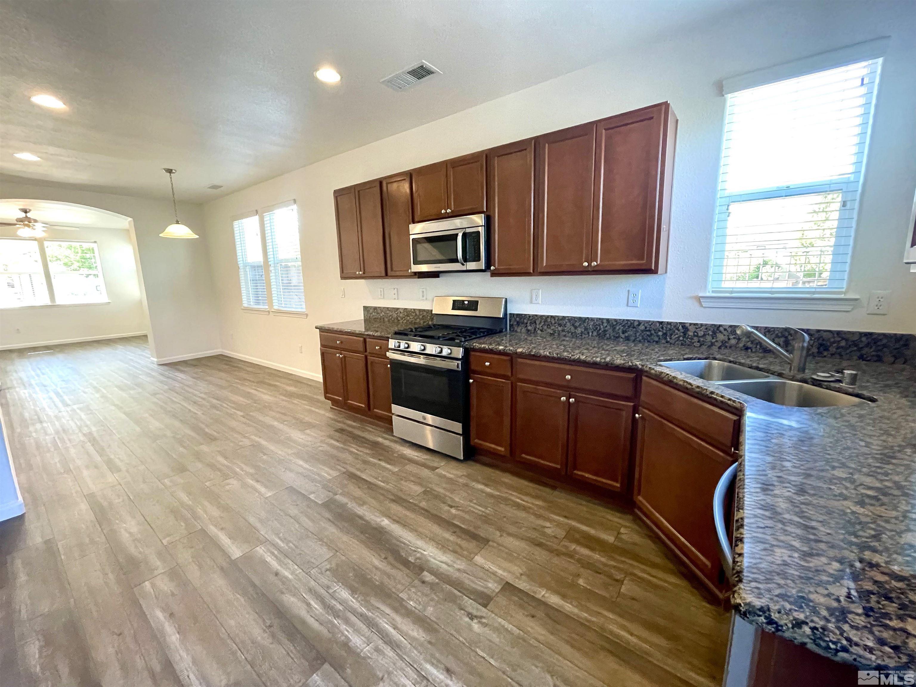 5900 Promontory Drive Reno, NV 89523 - Photo 4 of 38 Photo 4
