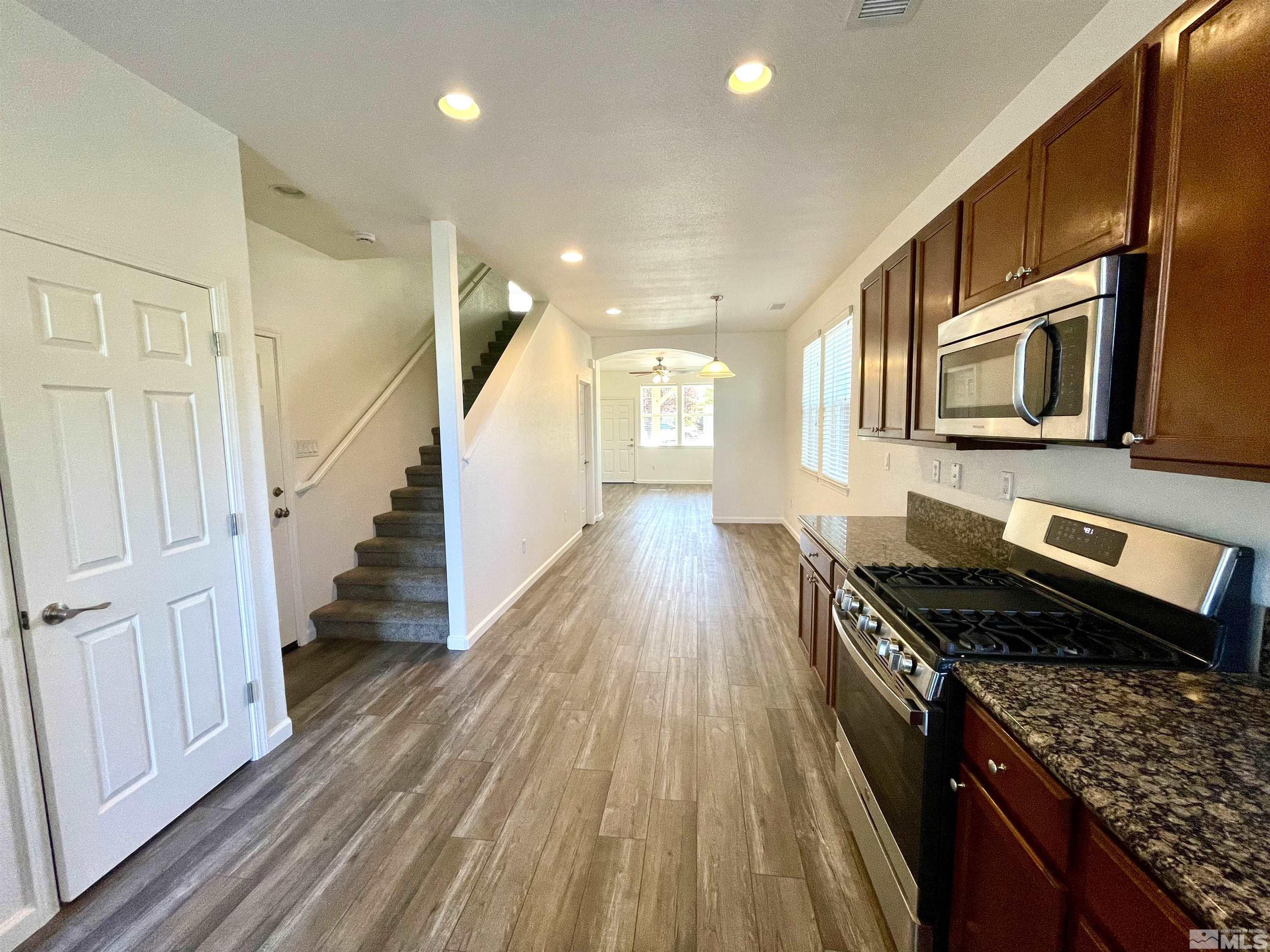 5900 Promontory Drive Reno, NV 89523 - Photo 6 of 38 Photo 6