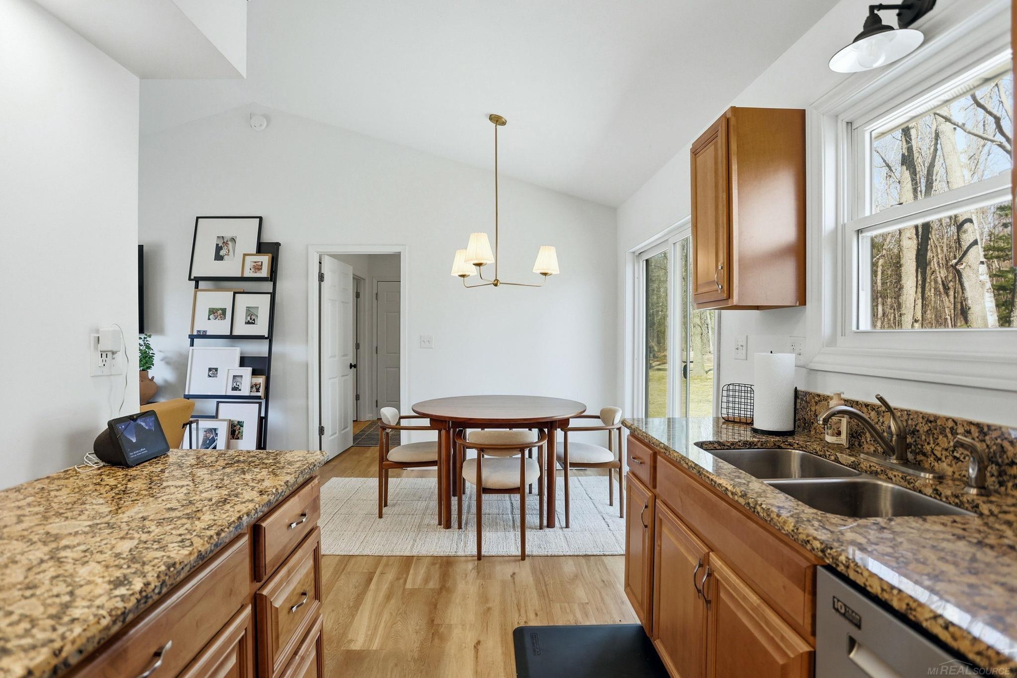 8191 Elms Road Birch Run, MI 48415 - Photo 18 of 55 50202999-8a0eca72-e7c1-4c6f-8c9d-604096822d31.JPG