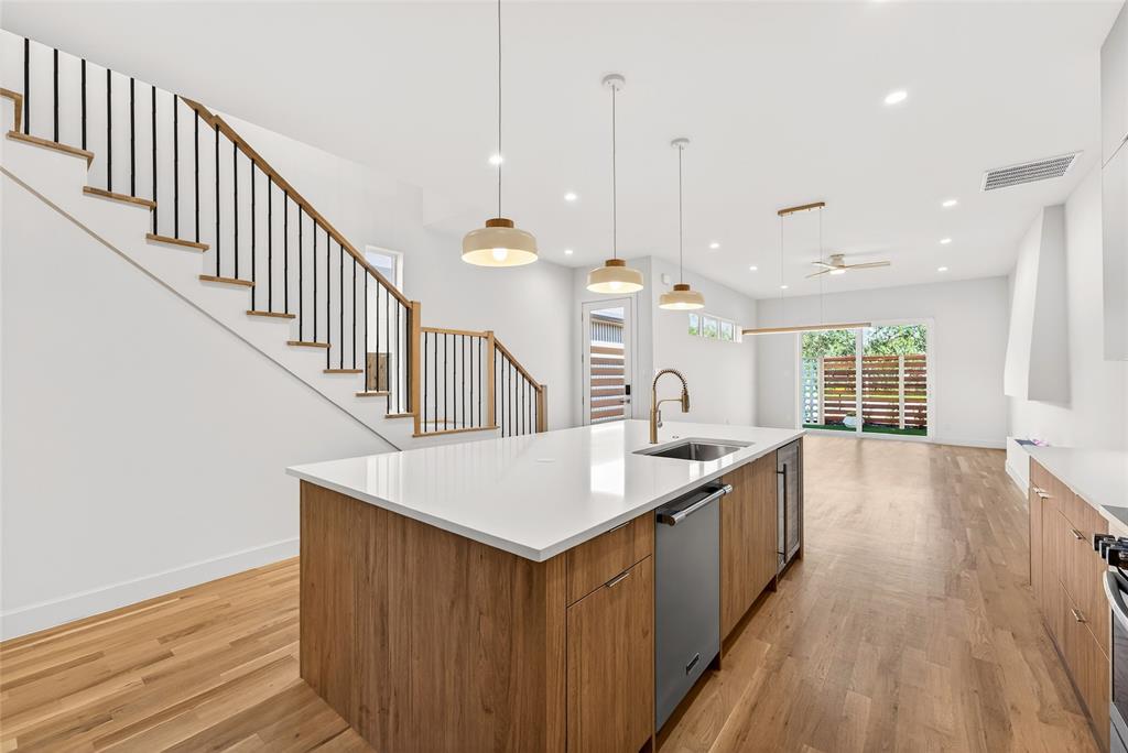 6603 Roper Street Dallas, TX 75209 - Photo 8 of 40 Gallery Image 8