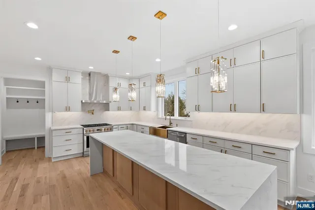 $1,750,000 | 508 Mountain Avenue, Washington Township, NJ 07676