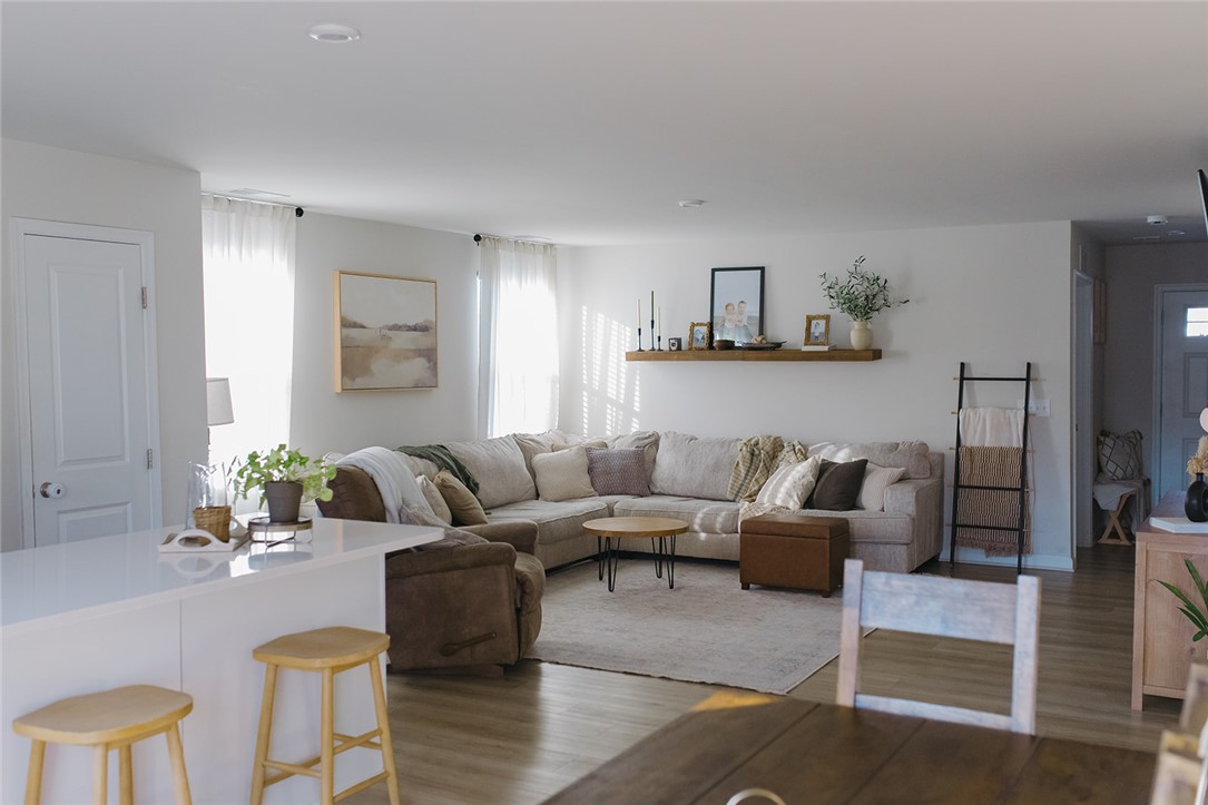 314 Callie Way Easley, SC 29642 - Photo 22 of 27 This living area features bright lighting and smooth flooring, perfect for daily living and entertaining.