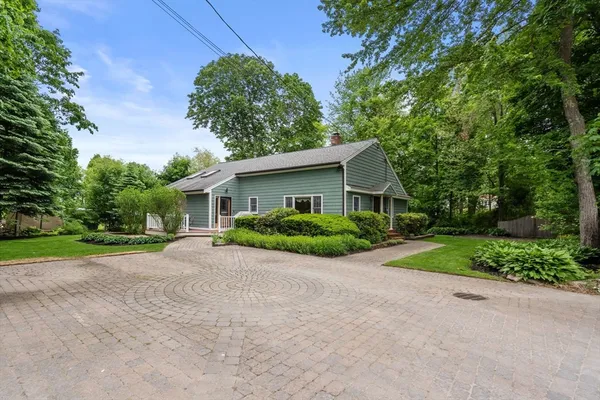 $785,000 | 18 Ivy Road, Littleton, MA 01460