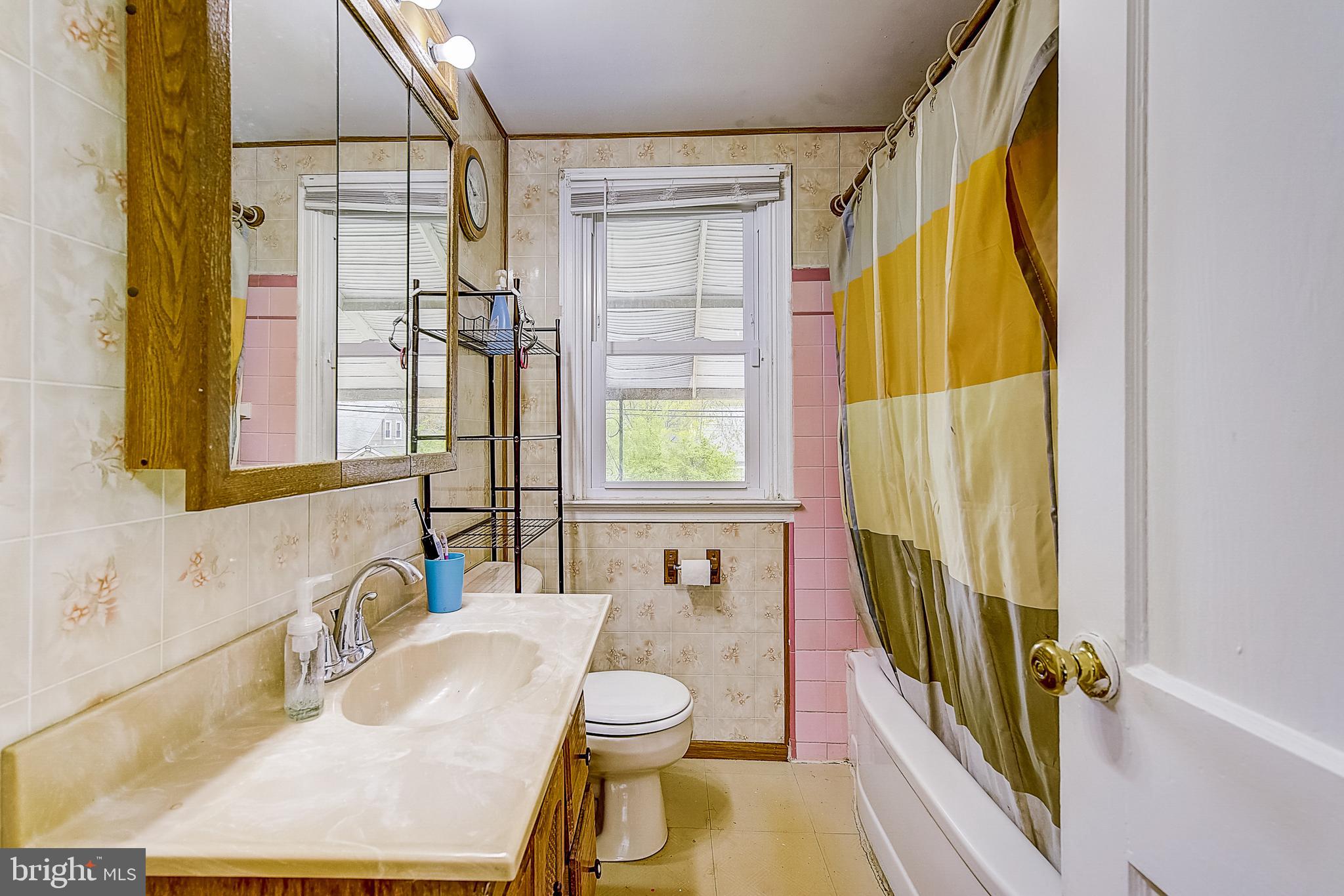 2325 Triebel Road Abington, PA 19001 - Photo 19 of 33 Gallery Image 19