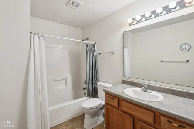 $239,500 | 10477 Platinum Drive, Noblesville, IN 46060