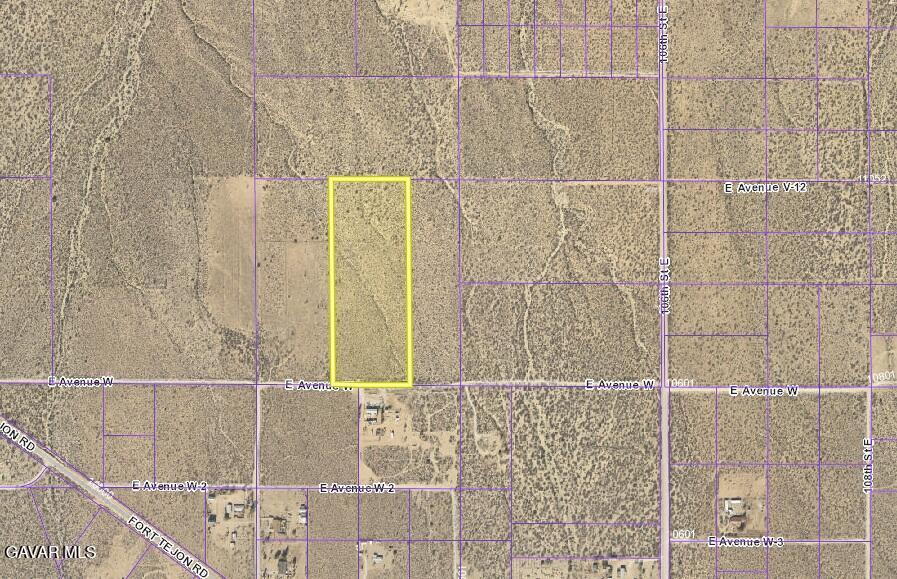 V12 99th Littlerock, CA 93543 - Photo 1 of 5 a bathroom with a shower